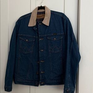 Wrangler Men's True Blue Denim Jacket with Corduroy Collar